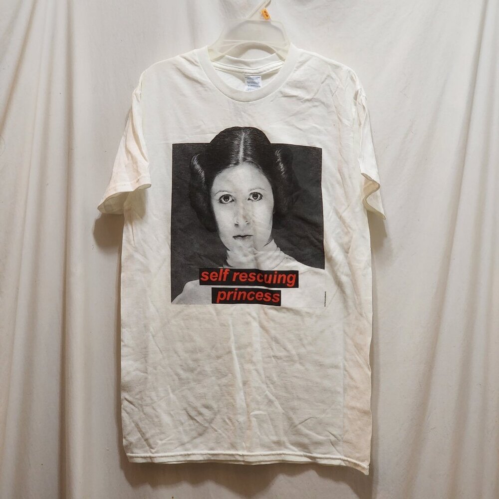 Star Wars Leia Self Rescuing Princess White S/S T-Shirt Carrie Fisher M New